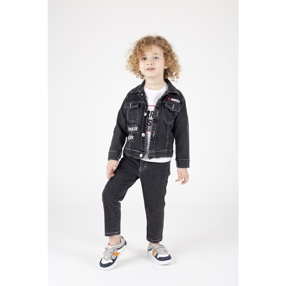 Kotlu Nakışlı Erkek Çocuk Ceketli Takım